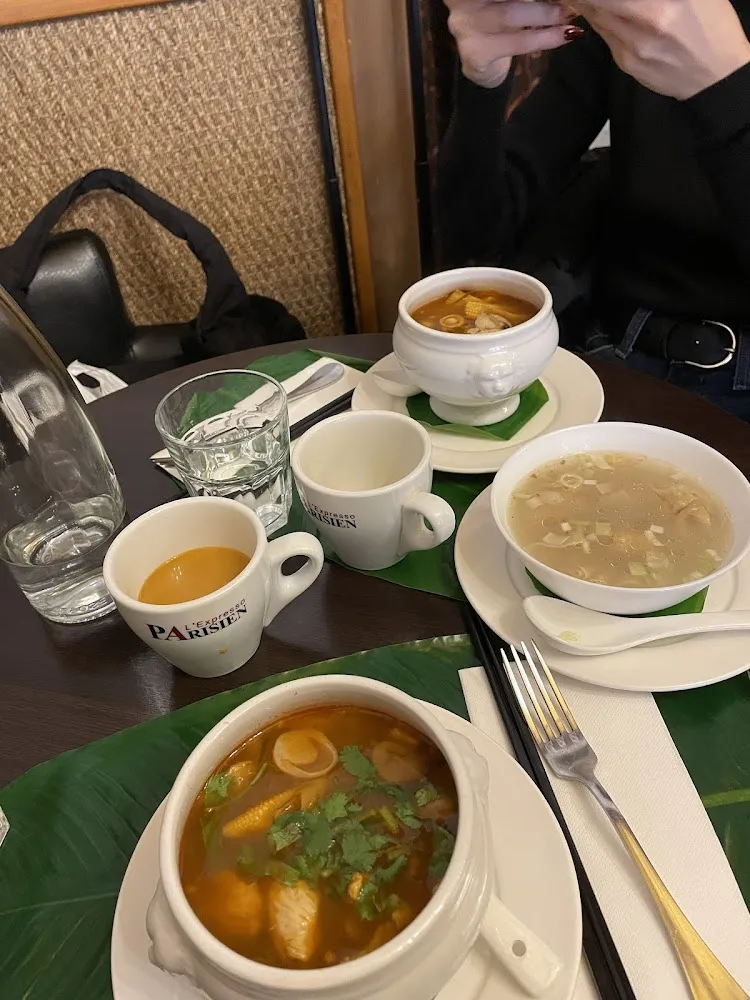 Soupe Tofu À la Citronnelle